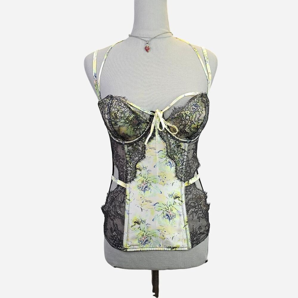 Victoria's Secret Corset 🍓
